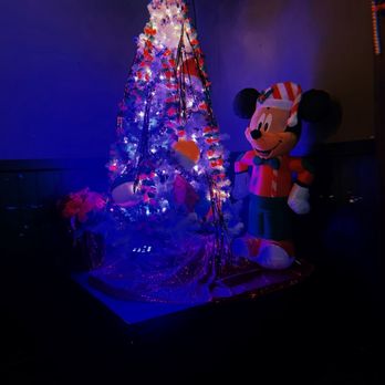 Brix Restaurant & Pizza Bar - Christmas in July - Italian Near Me - Belleville, New Jersey