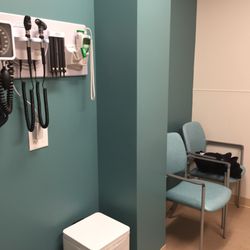Santa Monica Family Physicians - Clean and modern rooms