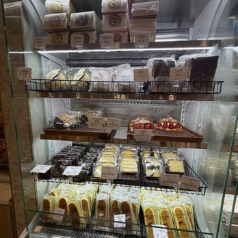 Tous les Jours - Cold items. Cheesecakes. Cakes. - Bakeries Near Me - Honolulu, Hawaii Tous les Jours - Cold items. Cheesecakes. Cakes. - Bakeries Near Me - Honolulu, Hawaii