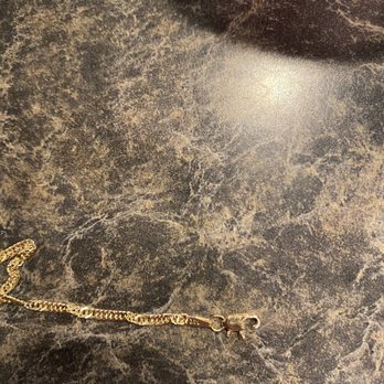 Daniel's Jewelers - Broken clasp - Jewelry Near Me - Glendale, Arizona Daniel's Jewelers - Broken clasp - Jewelry Near Me - Glendale, Arizona