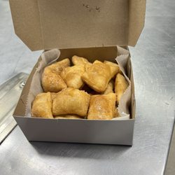 Brier Hill Pizza And Wings - Cinnamon dough-bites