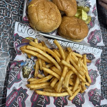 Comet Burgers - Cheeseburgers and fries - New American Near Me - Royal Oak, Michigan Comet Burgers - Cheeseburgers and fries - New American Near Me - Royal Oak, Michigan