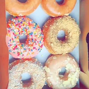 Dun-Well Doughnuts - Glazed, strawberry with sprinkles, apple crumble, French toast, and almondine - Donuts Near Me - Brooklyn, New York