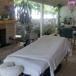 Anjani Integrative Bodywork - Outcall Massage: Have you ever had massage at your home or office? I bring my table and supplies all over San Diego!