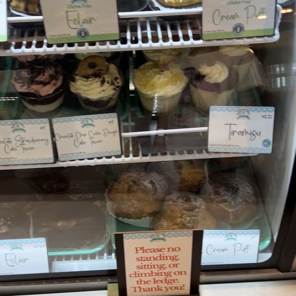 Button Rock Bakery Lafayette - Desserts Near Me - Lafayette, Colorado Button Rock Bakery Lafayette - Desserts Near Me - Lafayette, Colorado