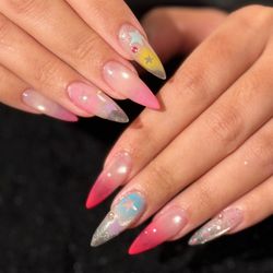C Star Nails