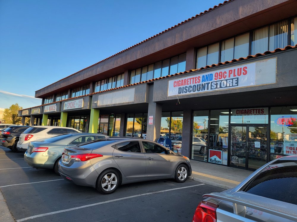 Discount Store Cigarettes & 99¢ Plus, Reno Roadtrippers
