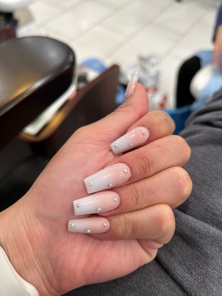 TN NAILS & SPA 42 Photos & 29 Reviews 6929 Airport Blvd, Austin