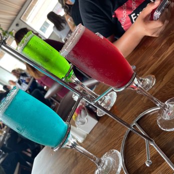 Madres Brunch - Mimosa Flight Special - Breakfast & Brunch Near Me - Bellflower, California Madres Brunch - Mimosa Flight Special - Breakfast & Brunch Near Me - Bellflower, California