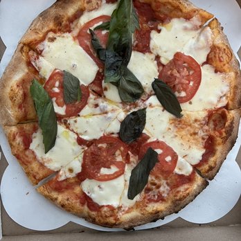 Bollo Woodfired Pizza - Margherita Pizza - Italian Near Me - Houston, Texas