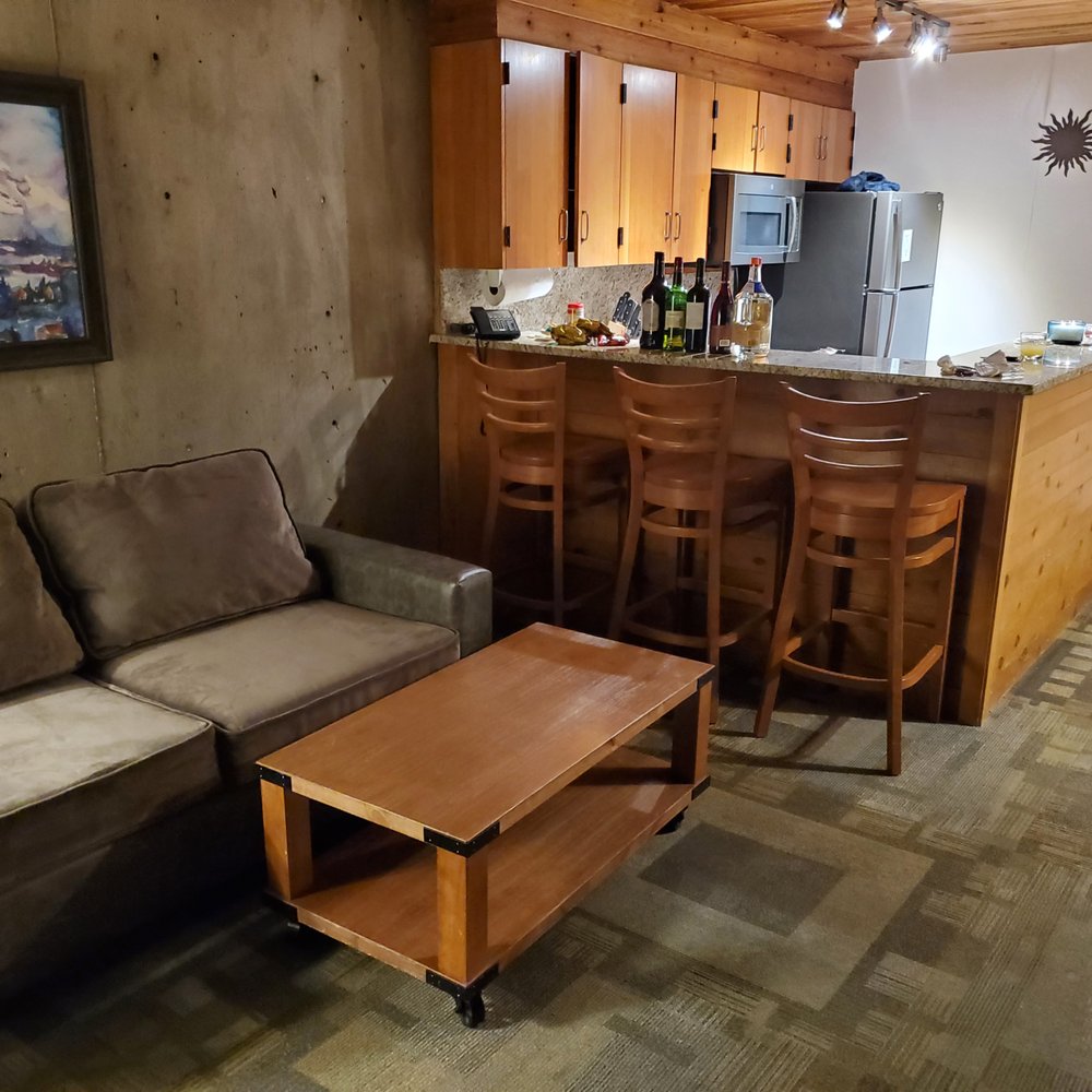 The Iron Blosam - Hotels Near Me - Snowbird, Utah The Iron Blosam - Hotels Near Me - Snowbird, Utah