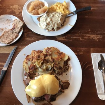 Victorian Cafe - Breakfast & Brunch Near Me - Bend, Oregon Victorian Cafe - Breakfast & Brunch Near Me - Bend, Oregon
