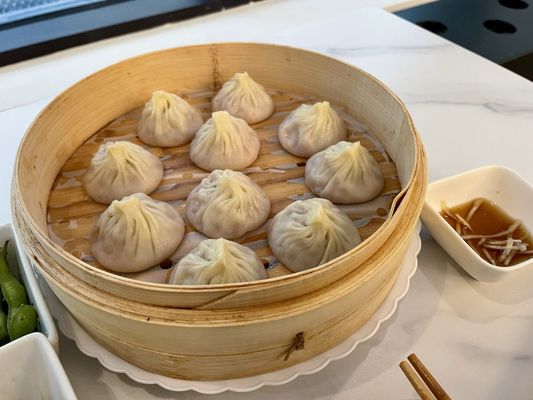 Yeh’s Bao Chinese Restaurant,Fusion Food 中餐厅 by null