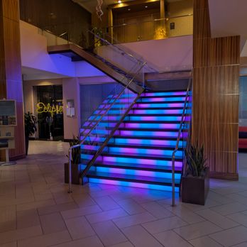 Moonrise Hotel - Moonrise Hotel, Delmar Loop, Saint Louis - Hotels Near Me - Saint Louis, Missouri