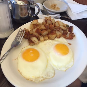Cardinal Cafe - Cafes Near Me - Pompton Lakes, New Jersey