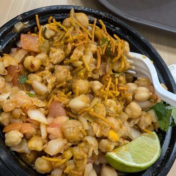 Simply Indian Restaurant - Chana Masala Chaat 16 Oz - Indian Near Me - Bellevue, Washington Simply Indian Restaurant - Chana Masala Chaat 16 Oz - Indian Near Me - Bellevue, Washington