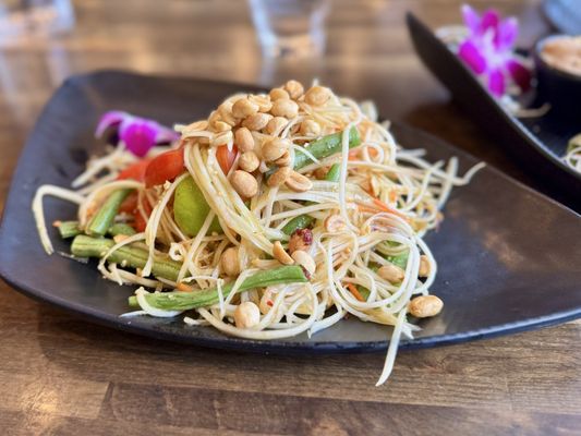 Sip Saam Thai by null