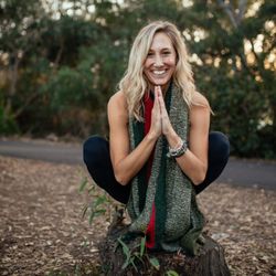 Growing Deep - Whole-hearted living...Discover the power of connecting more deeply with yourself and living in alignment with what matters most to you.
