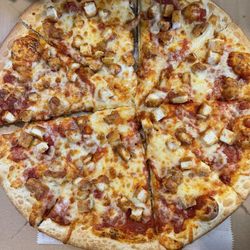 Pat's Pizza & Pasta - Chicken parm pizza