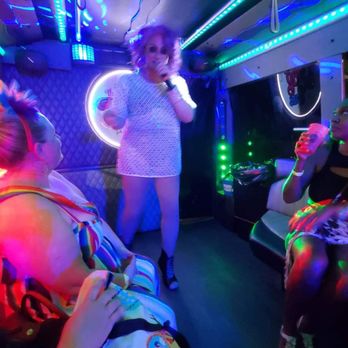 Big Drag Bus - Bus Tours Near Me - Nashville, Tennessee Big Drag Bus - Bus Tours Near Me - Nashville, Tennessee