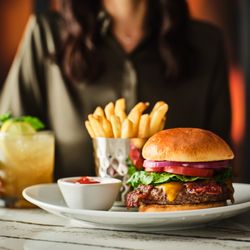 Fleming’s Prime Steakhouse & Wine Bar