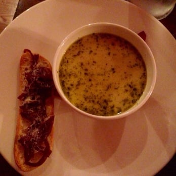 1900 - Chicken broth soup of the day - Bistros Near Me - Dublin, D