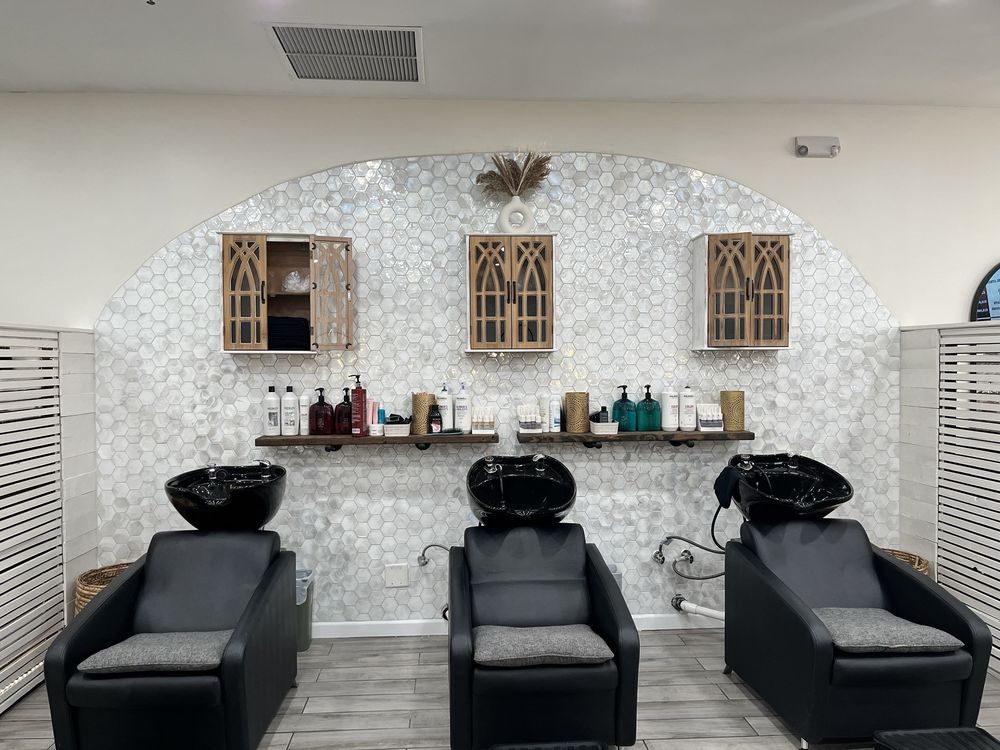 MAXINE AND COMPANY Updated September 2024 975 W Jericho Turnpike, Smithtown, New York Hair