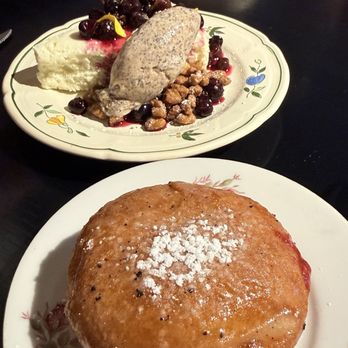 Black Duck - Pączek - Cocktail Bars Near Me - Minneapolis, Minnesota