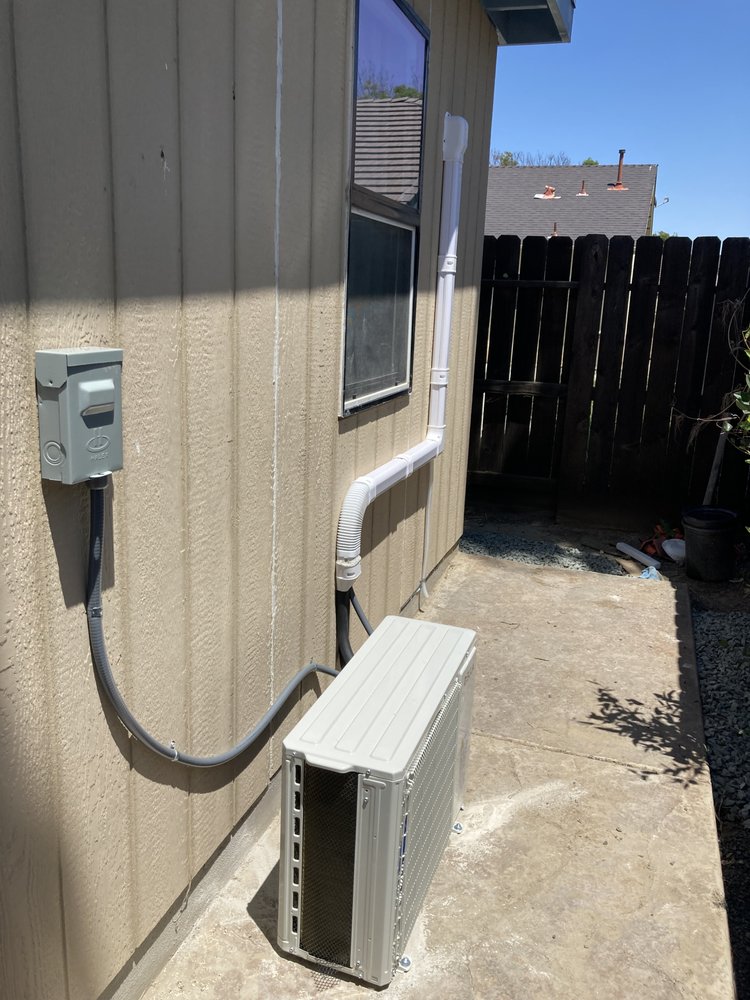 Slide of Dyamont Electric Solutions