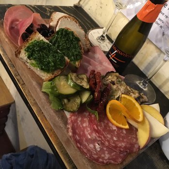 Cantina dei Papi - small mixed board - Wine Bars Near Me - Rome, RM Cantina dei Papi - small mixed board - Wine Bars Near Me - Rome, RM