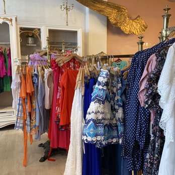 Dress and Dwell - Racks mostly organized by color - Women's Clothing Near Me - New Albany, Indiana Dress and Dwell - Racks mostly organized by color - Women's Clothing Near Me - New Albany, Indiana