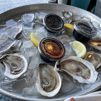 Lazy Days Restaurant - Oysters - Seafood Near Me - Islamorada, Florida Lazy Days Restaurant - Oysters - Seafood Near Me - Islamorada, Florida