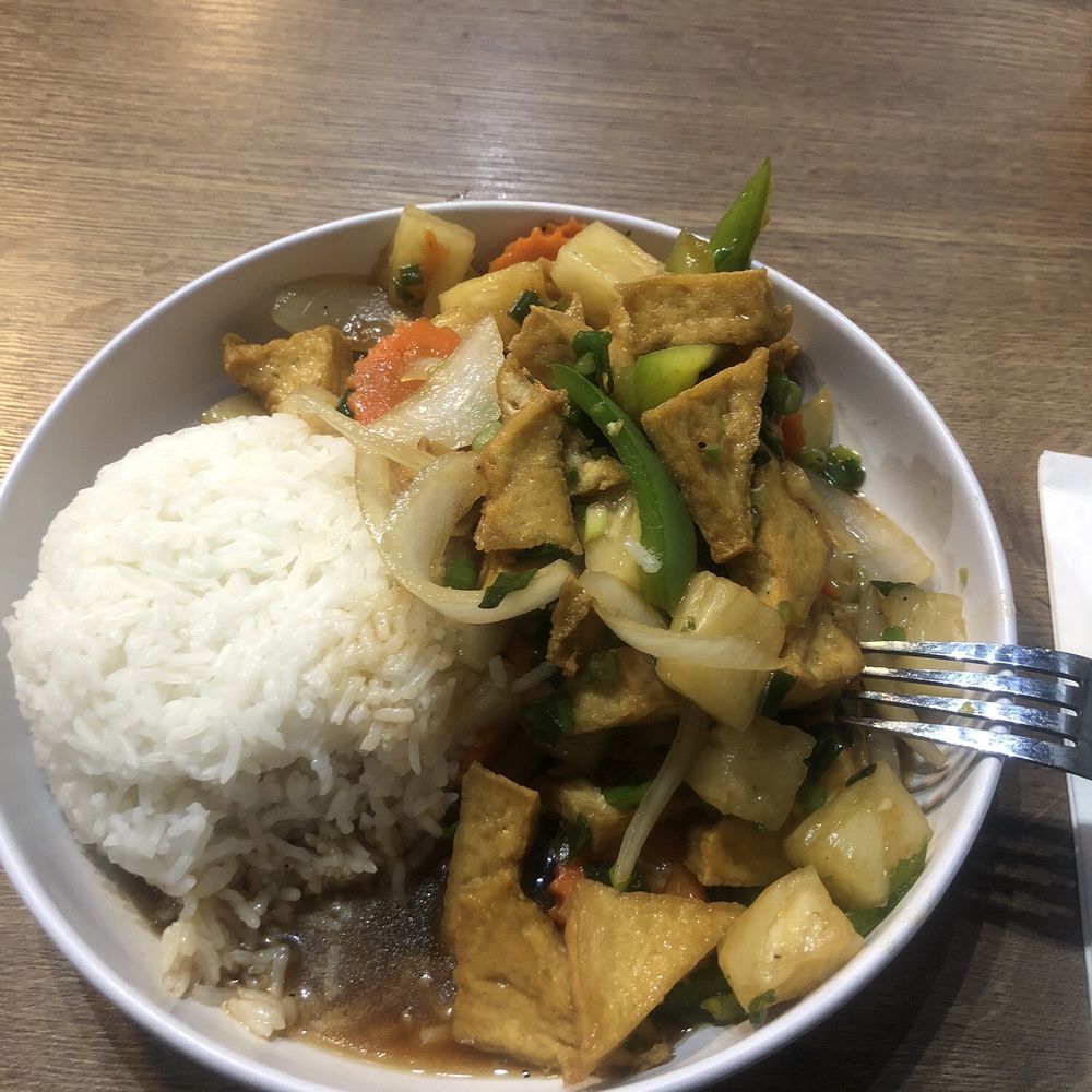 Ta Lew Thai Bistro 2 - Hawaiian delight tofu instead of beef - Thai Near Me - Gilbert, Arizona Ta Lew Thai Bistro 2 - Hawaiian delight tofu instead of beef - Thai Near Me - Gilbert, Arizona