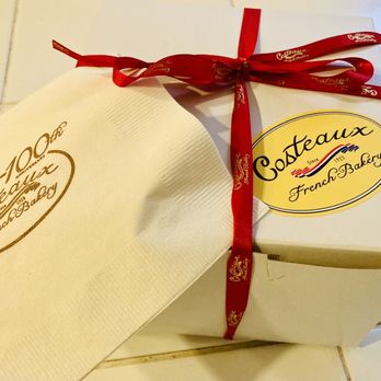 Costeaux - Petaluma - This is how they wrap up. We don't see this charmingly wrapped cake anymore nowadays in the US. - Bakeries Near Me - Petaluma, California