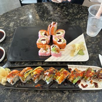 Esuki - Seaworld Roll and Sweet Heart Maki Roll - Japanese Near Me - Rochester, New York