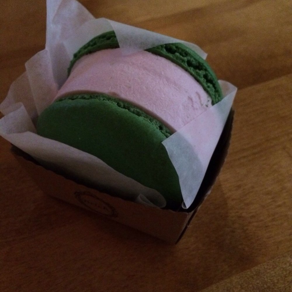 Boiling Point - Strawberry macaron - Hot Pot Near Me - Fremont, California Boiling Point - Strawberry macaron - Hot Pot Near Me - Fremont, California