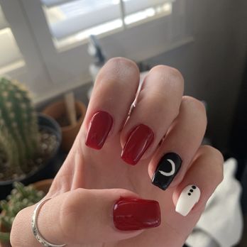 Hello Nails & Spa - Day Spas Near Me - Vacaville, California Hello Nails & Spa - Day Spas Near Me - Vacaville, California