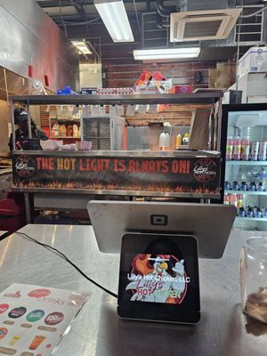 Lilly's Hot Chicken by null