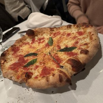Cafe Testarossa - Pesto , Gorgonzola Cheese & Olive Oil Pizza - Italian Near Me - Syosset, New York