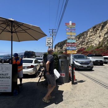 The Sunset Restaurant - Valet parking - New American Near Me - Malibu, California