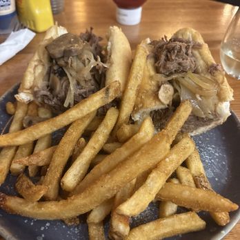 Big Hart Brewing Company - This is the cheese brisket sandwich without the cheese. Yummy! - Breweries Near Me - Hart, Michigan Big Hart Brewing Company - This is the cheese brisket sandwich without the cheese. Yummy! - Breweries Near Me - Hart, Michigan