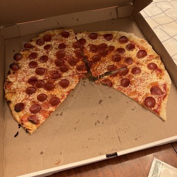 Capo’s Pizzeria Babcock - Pizza Near Me - San Antonio, Texas