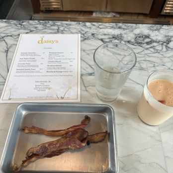 Daisy’s - bacon , bar and Summer Smoothy - Salad Near Me - Richmond, Virginia Daisy’s - bacon , bar and Summer Smoothy - Salad Near Me - Richmond, Virginia