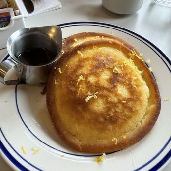 Susie's Rise & Dine - Pancakes - Diners Near Me - Toronto, Ontario Susie's Rise & Dine - Pancakes - Diners Near Me - Toronto, Ontario