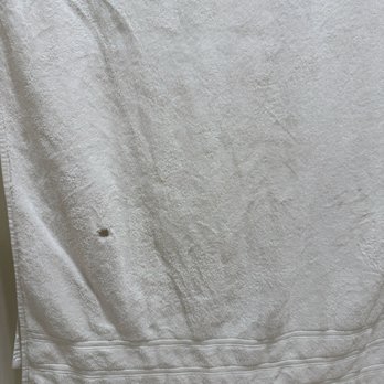 Hardman House - Holes in the towels - Hotels Near Me - Carson City, Nevada Hardman House - Holes in the towels - Hotels Near Me - Carson City, Nevada