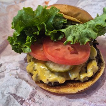 Jollibee - Angus Deluxe Cheeseburger - Fast Food Near Me - San Francisco, California