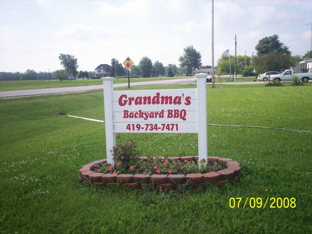 Grandma's Backyard BBQ Logo