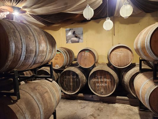 Black Prince Winery & Canadian Vinegar Cellars featuring Barrel House Wood-Fired Pizza + County Disc Golf by null