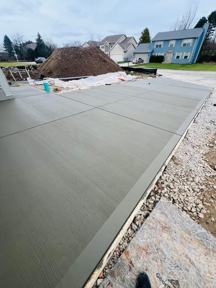 Slide of TRIPLE J’S SERVICES