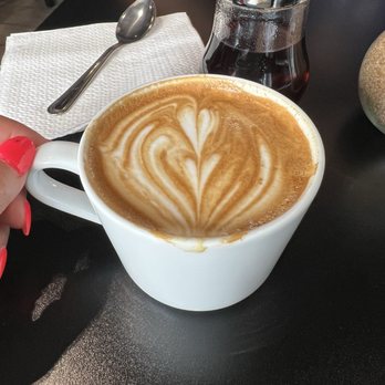 Kaffeina - Vanilla latte - Breakfast & Brunch Near Me - Toa Baja, Puerto Rico